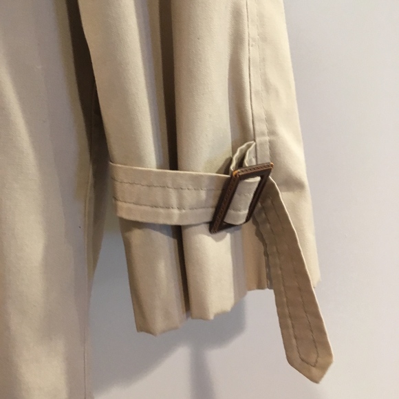 Vintage Men's London Fog Trench Coat -Beltless - Picture 4 of 8